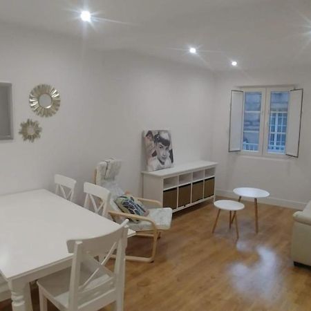 Appartamento Comodo Apartamento En Zona Antigua Dos Pontevedra Esterno foto