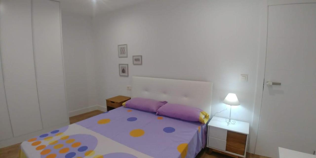 Appartamento Comodo Apartamento En Zona Antigua Dos Pontevedra Esterno foto