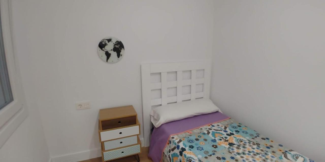 Appartamento Comodo Apartamento En Zona Antigua Dos Pontevedra Esterno foto