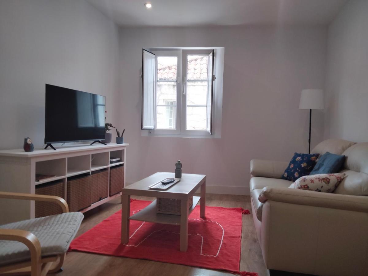 Appartamento Comodo Apartamento En Zona Antigua Dos Pontevedra Esterno foto